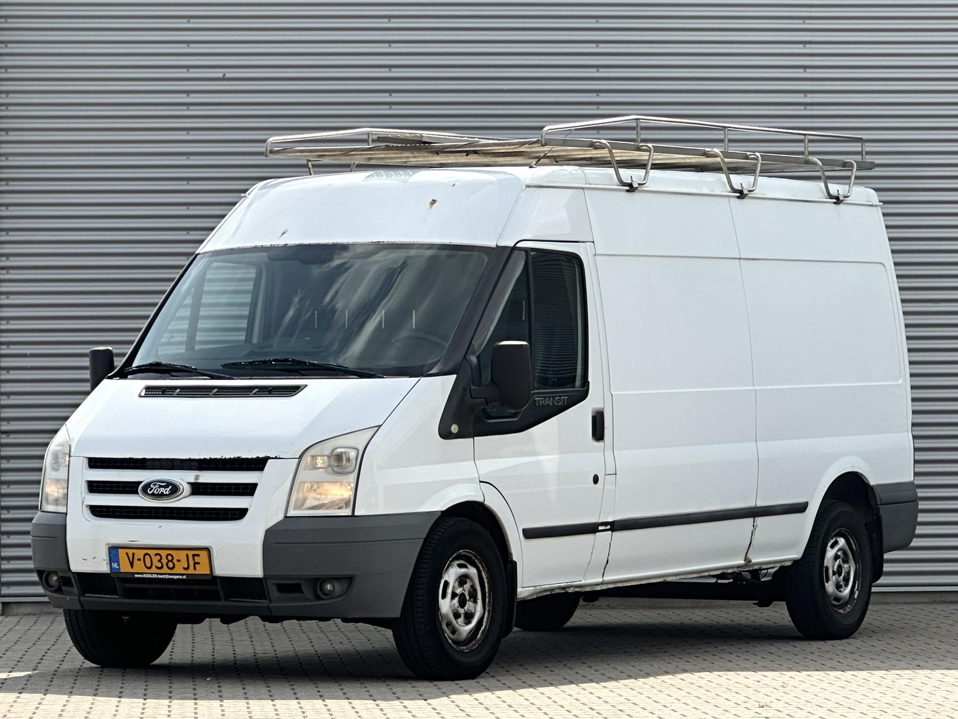 45762624-0.jpg