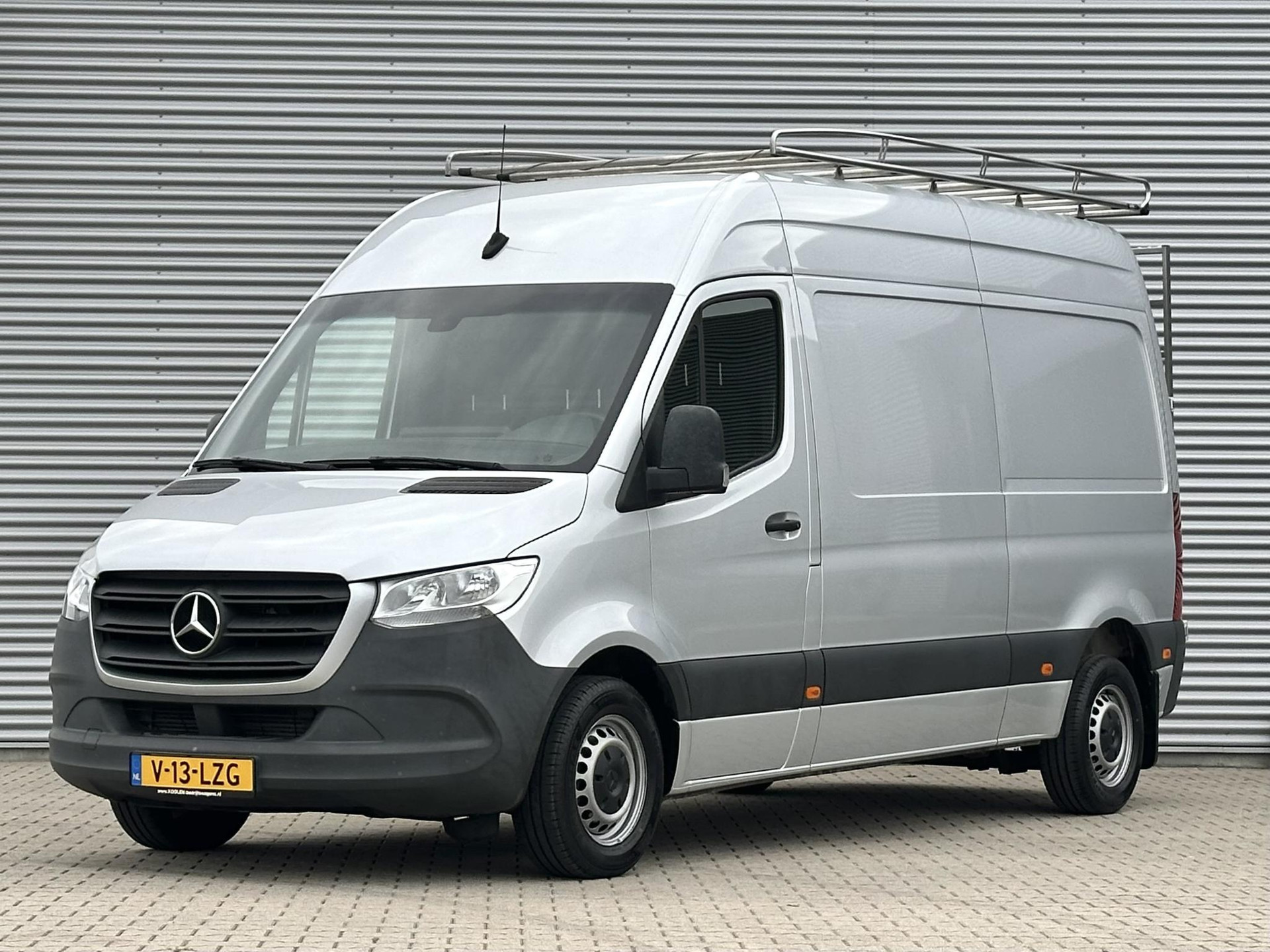 47470732